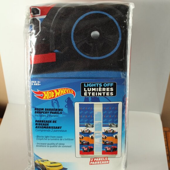 Hot Wheels 2 Panel Set Of Curtains Lights Off - Picture 1 of 3